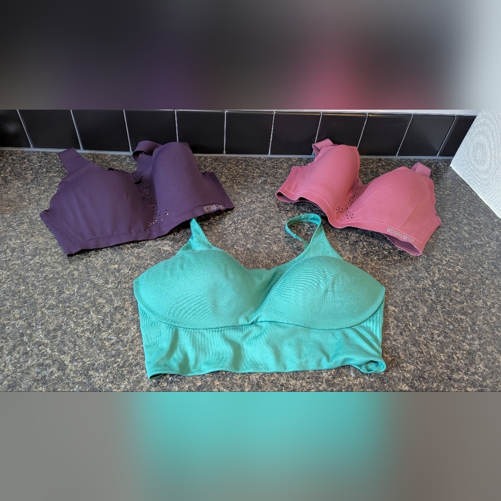 Victoria’s Secret Sport Bras Bundle - Size 34DDD